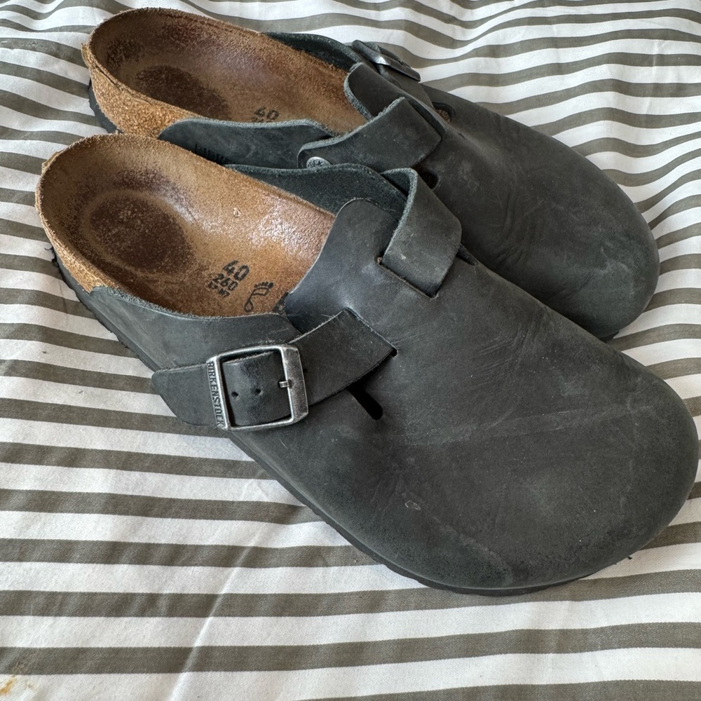 Birkenstock Black Clogs - Picture 2 of 5